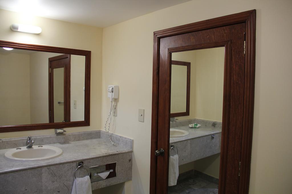 Hotel Tehuacan Plaza Luaran gambar